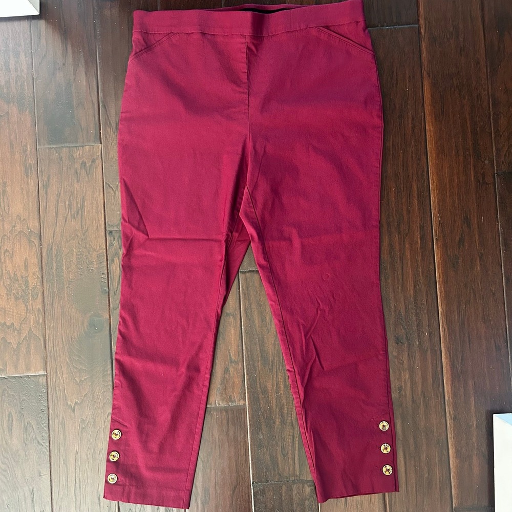 Roz & Ali Womens Burgundy/Wine Pull On Ankle Pants Button Hem Size 16 Stretch